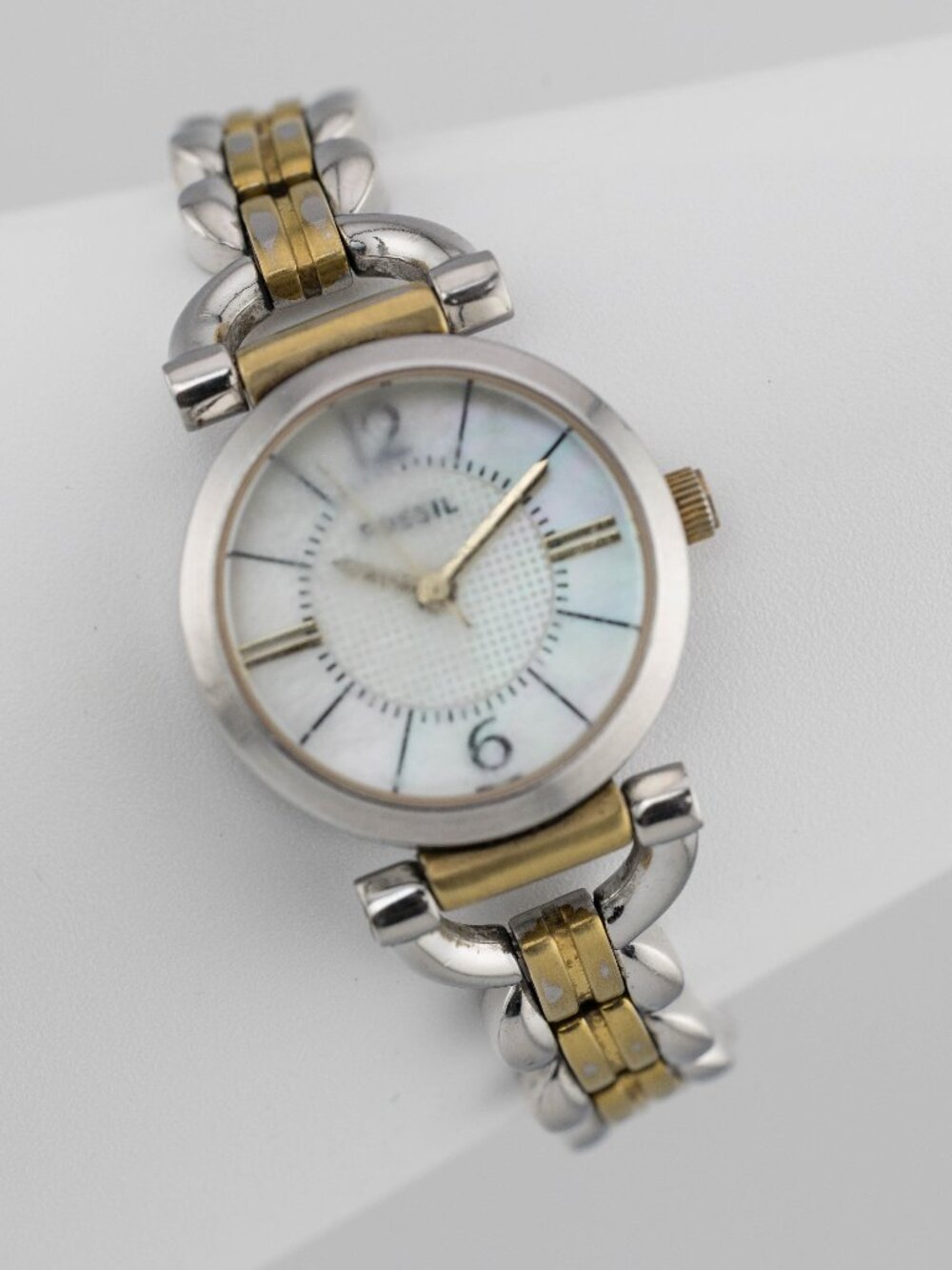 Fossil ES2494 Mother of Pearl 2-Tone Watch Quartz Analog Women's Fresh Battery